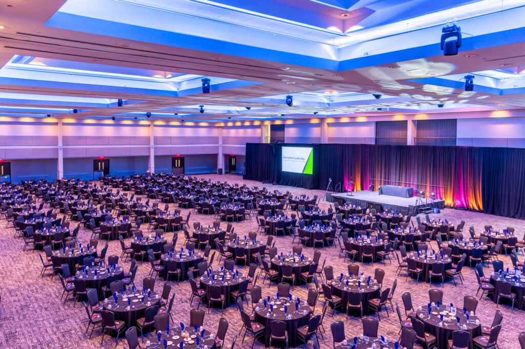 Photo of banquet seating in Saturn Ballroom