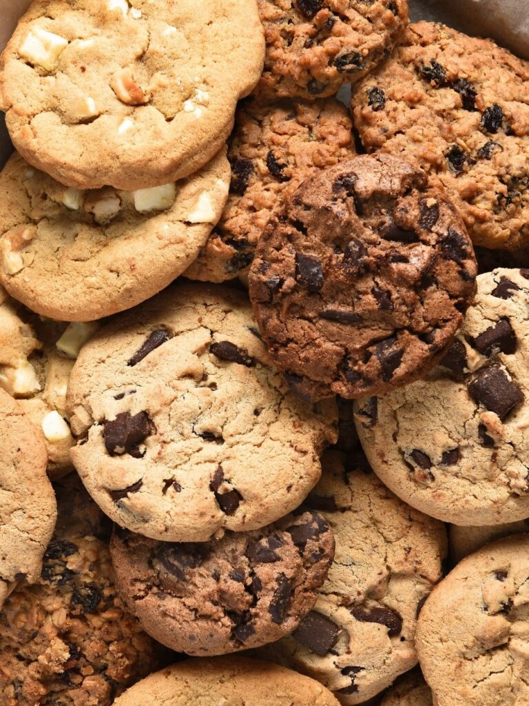 Photo of assorted cookie platter