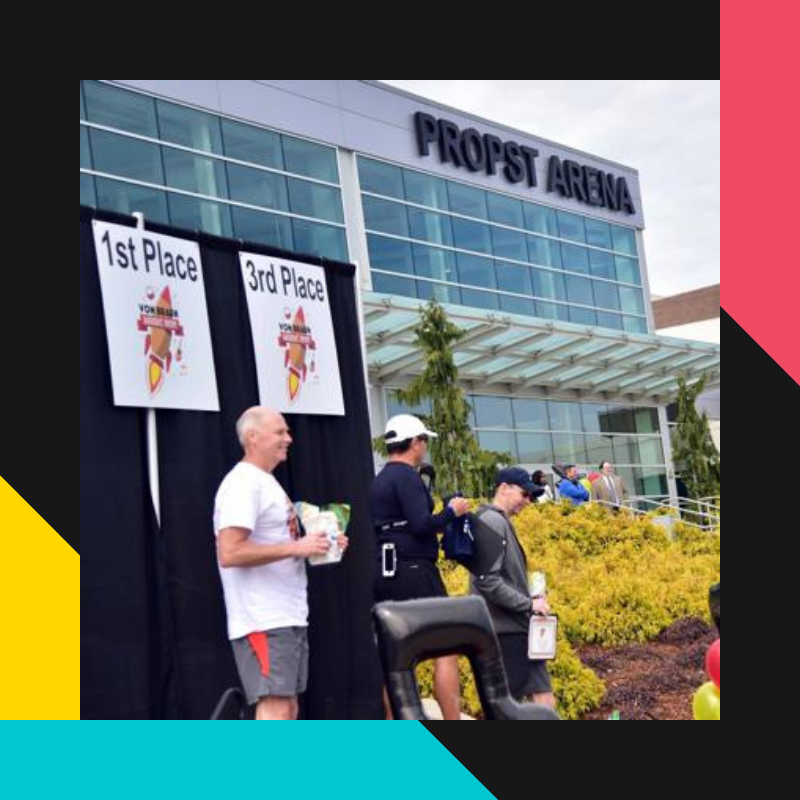 Photo of runners at VBC's 40th anniversary celebration music run